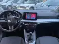 Interiör i en Seat Arona med navigationssystem som visar en karta. Kanske ett problem med kartan?