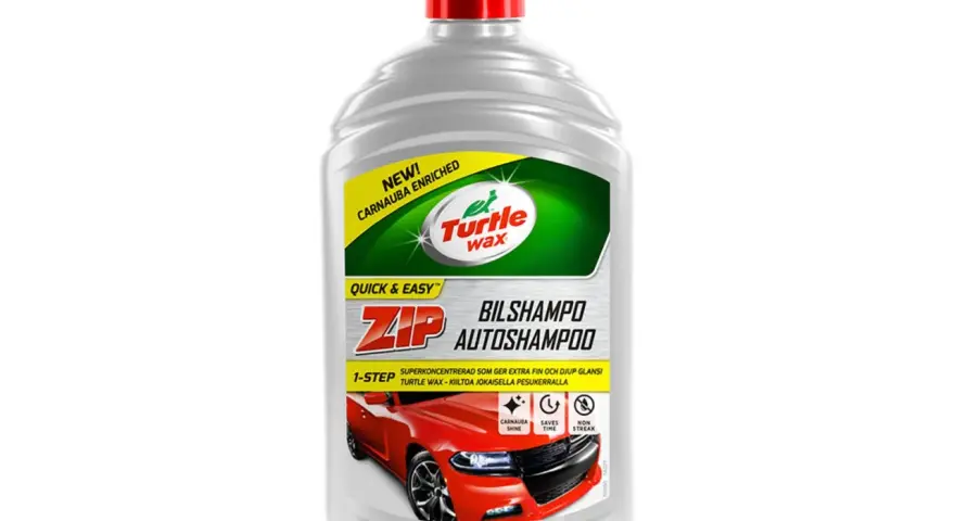 Turtle Wax bilshampo med Carnauba för extra glans. Ger en djup och fin finish på bilen.